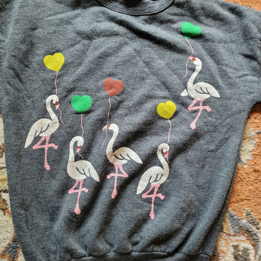 Vintage Gray Sweatshirt with Flamingo and Balloon Design